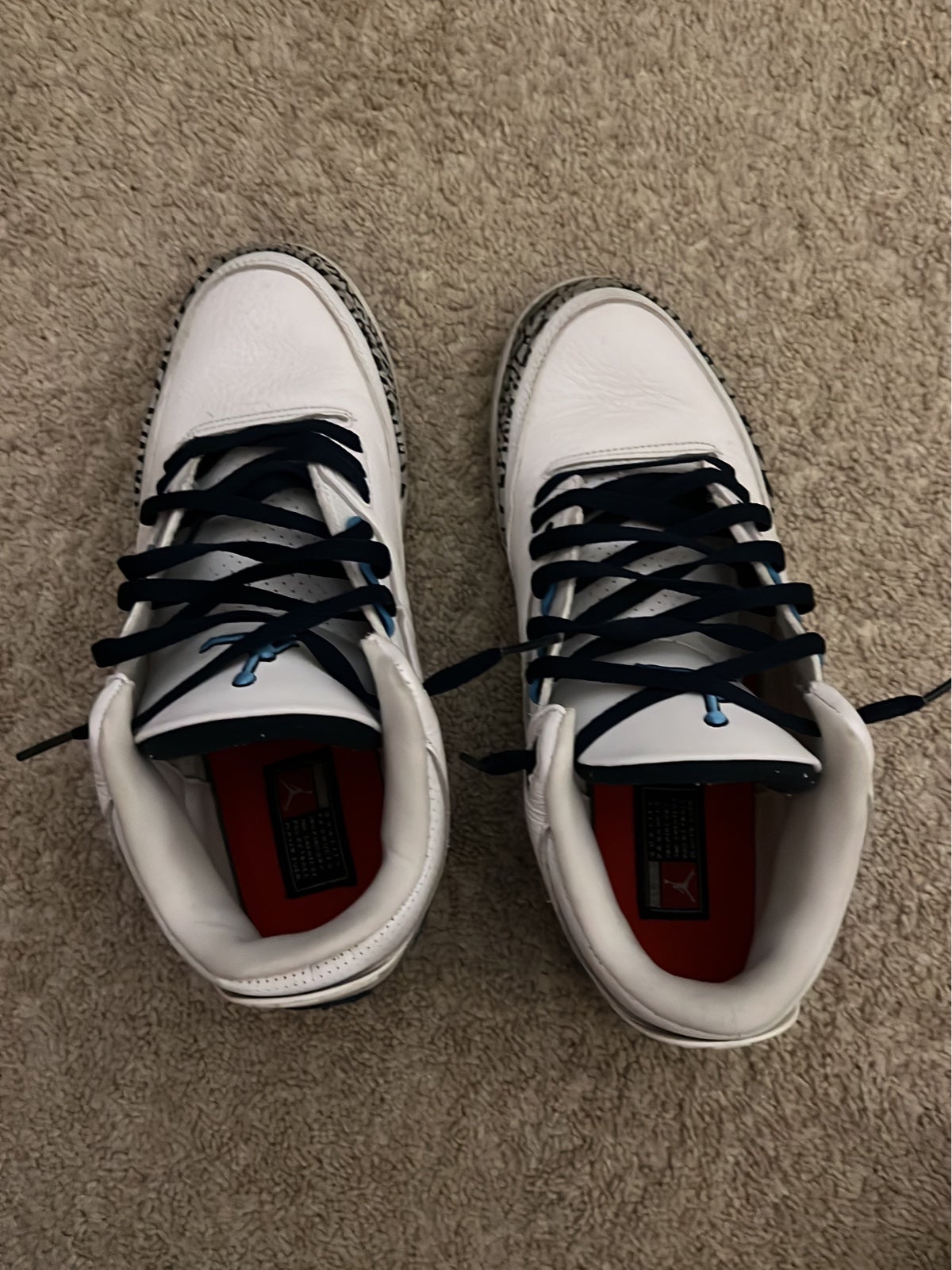 JORDAN 3 unc
