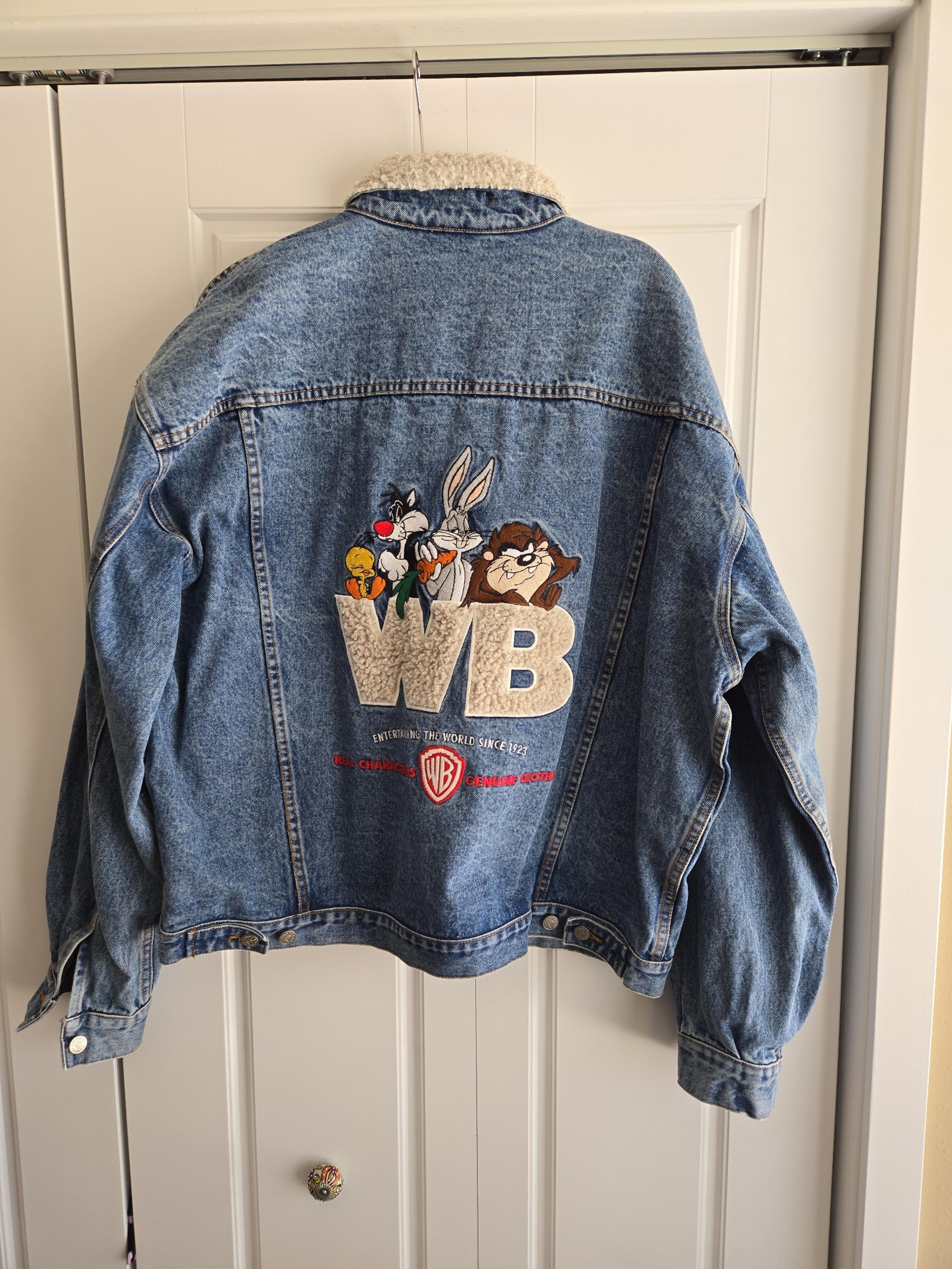 NWT Vintage Mens XXL Warner Brothers Embroidered Denim Jacket with Sherpa Collar