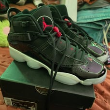 Air Jordan Ring 6 (new) Big Kids size 7