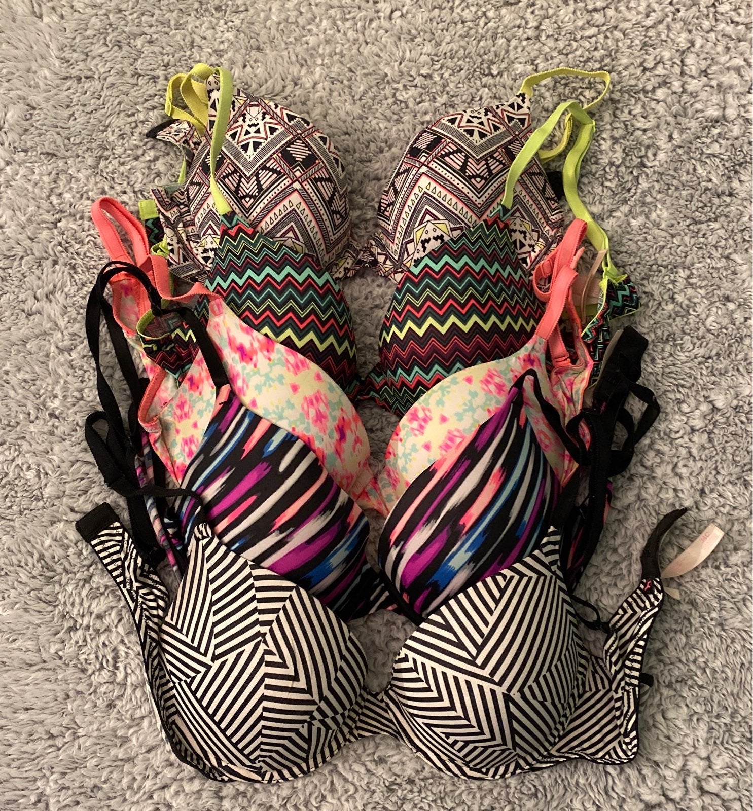 5 PINK Bras 34C