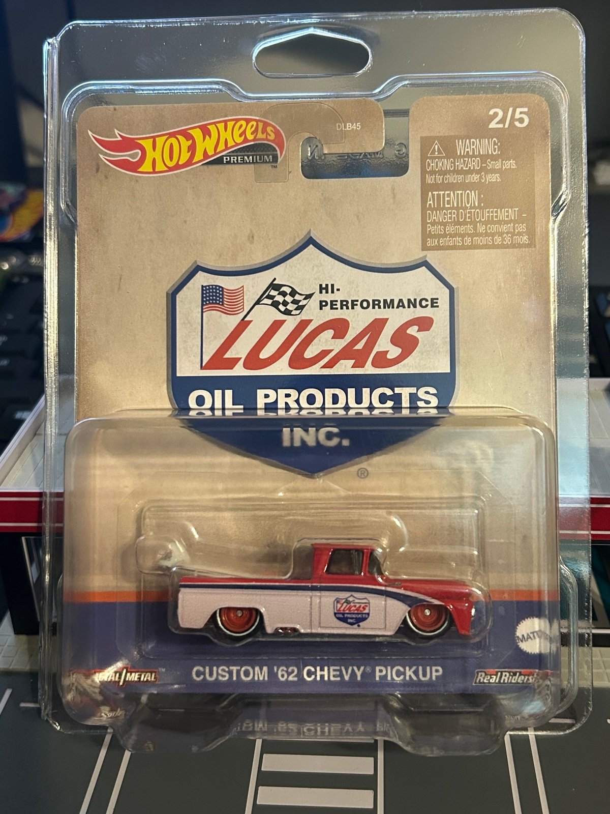 Hot Wheels custom 62 Chevy Pickup