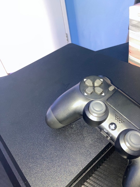 PlayStation 4 Slim Black 1 TB