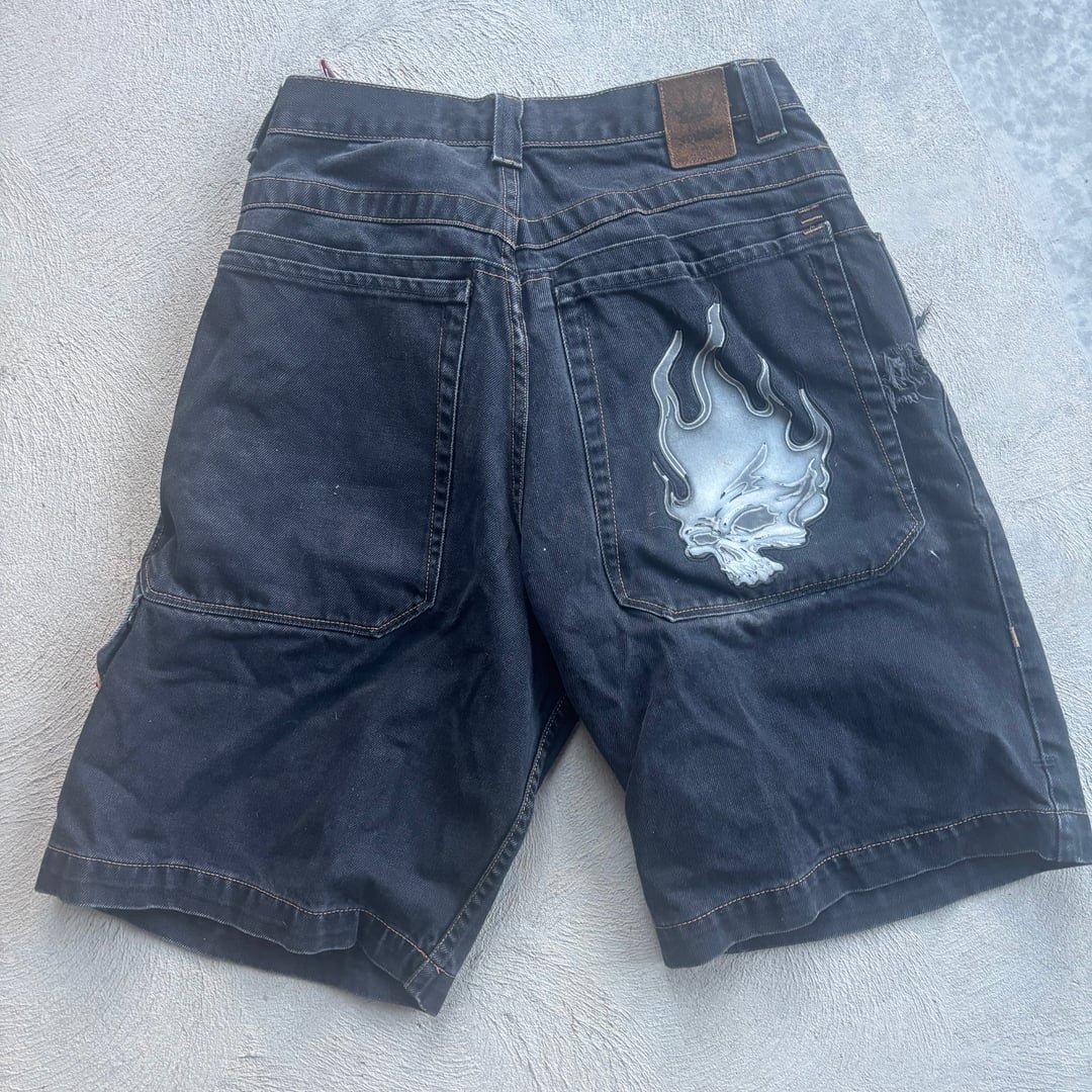 Jnco Flamming Skull Jorts