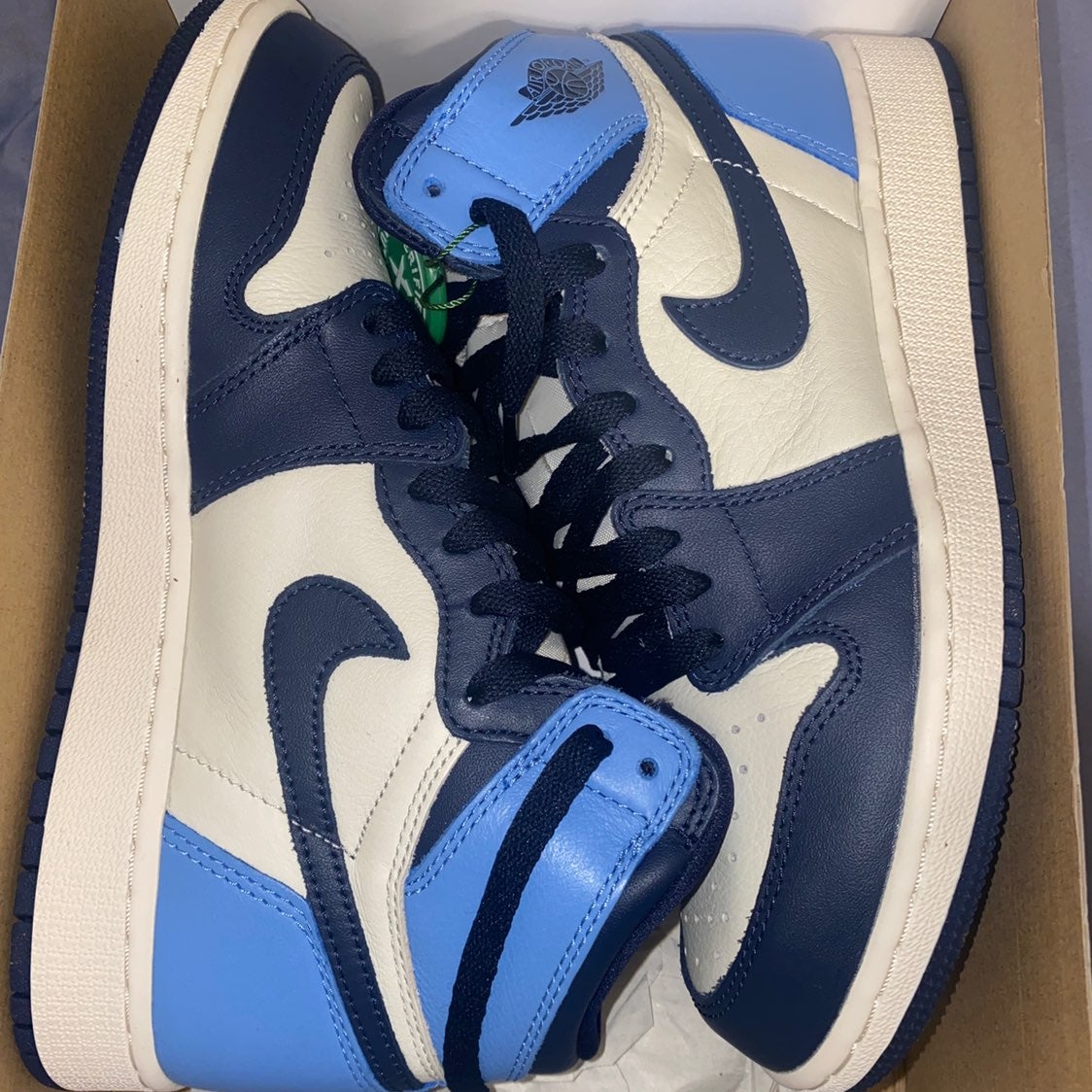 Air Jordan 1 Retro High obisdian