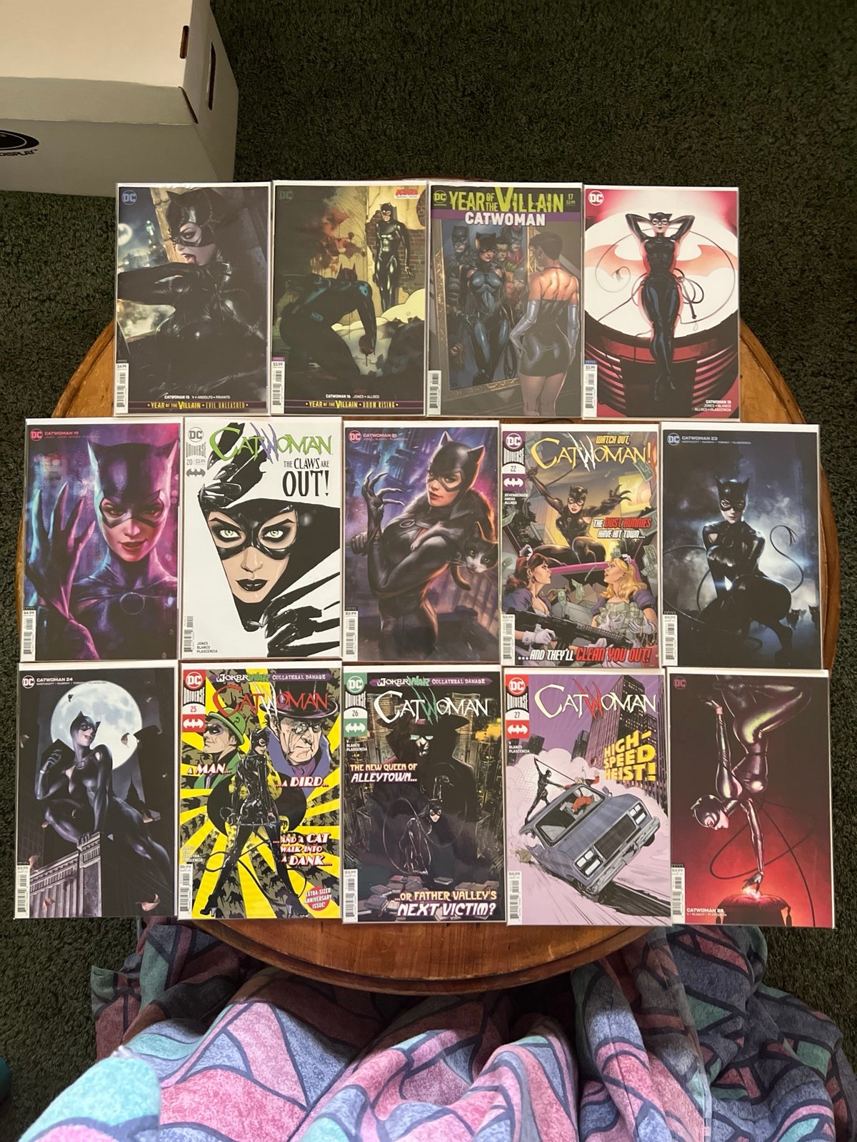 Catwoman BUNDLE of 25 Comics!