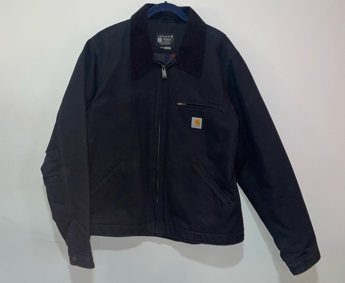 Carhartt jacket size Large