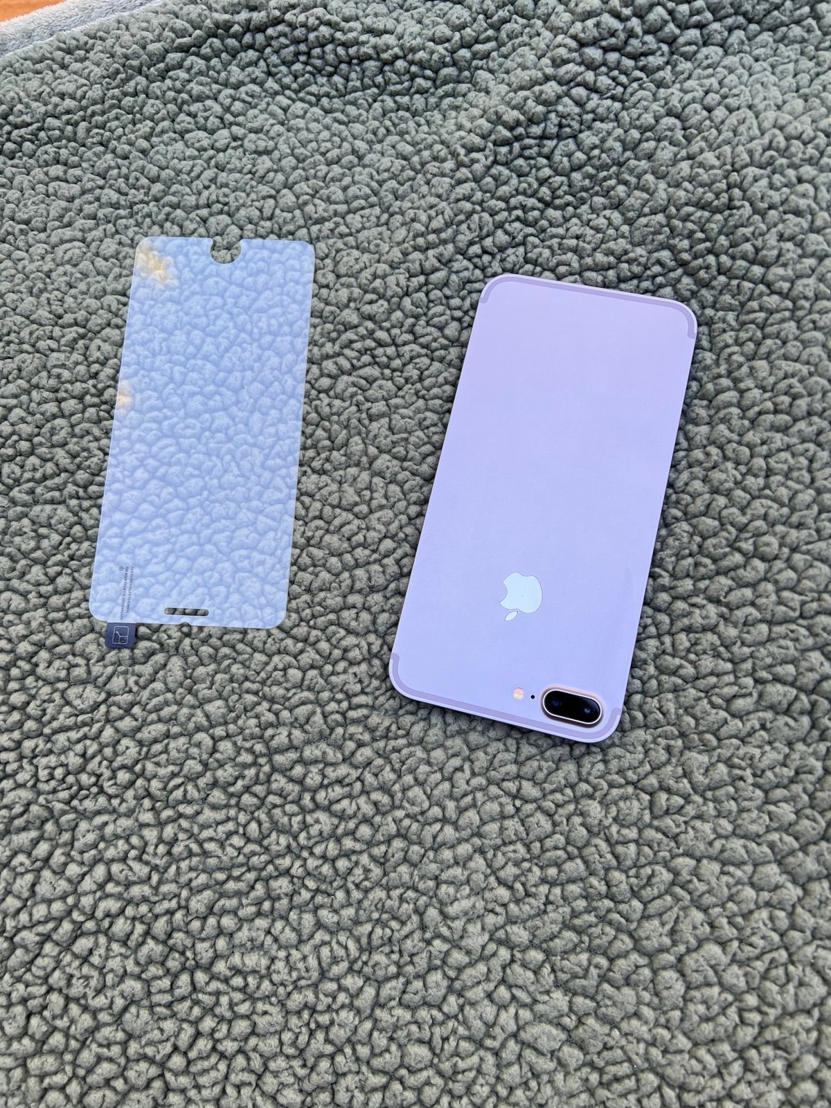 Apple iPhone 7 Plus 128 Unlocked  Custom  Purple Dark Square Shape  12 14 15 - detail
