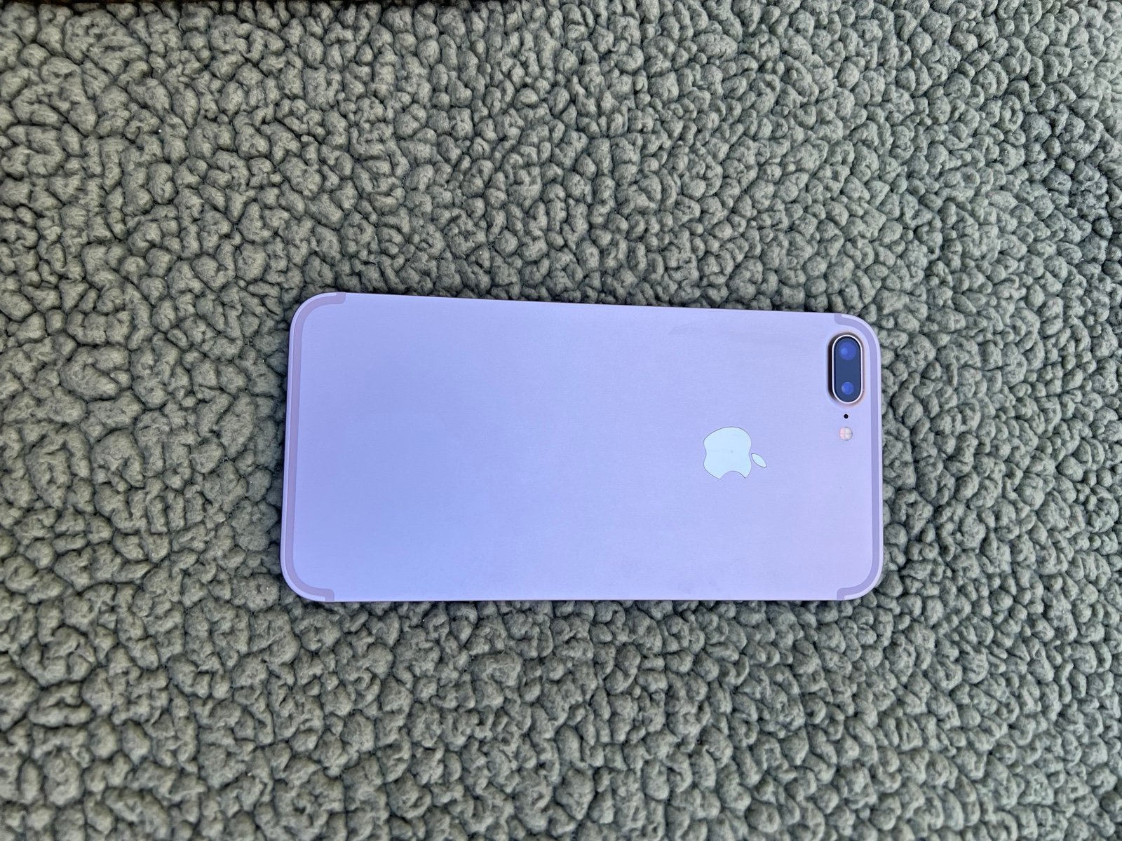 Apple iPhone 7 Plus 128 Unlocked  Custom  Purple Dark Square Shape  12 14 15 - detail