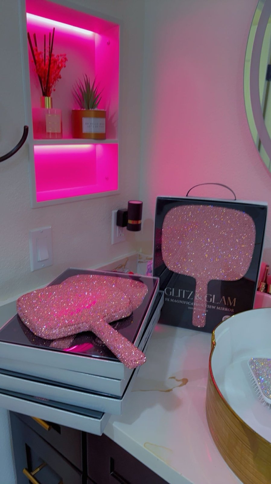 Viral Glitz and Glam Mirror