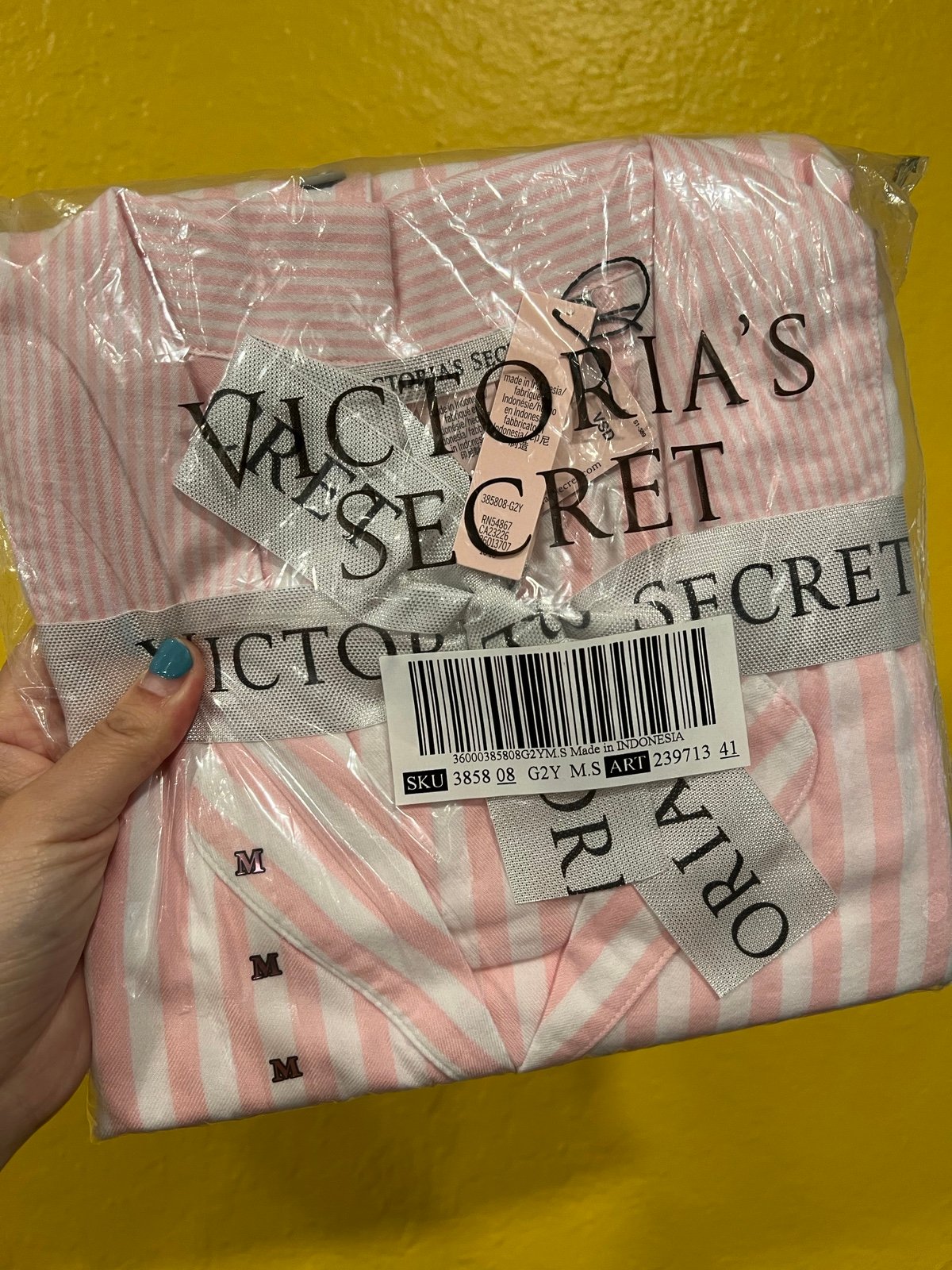 Victoria’s secret sleep wear set NWT pajamas set