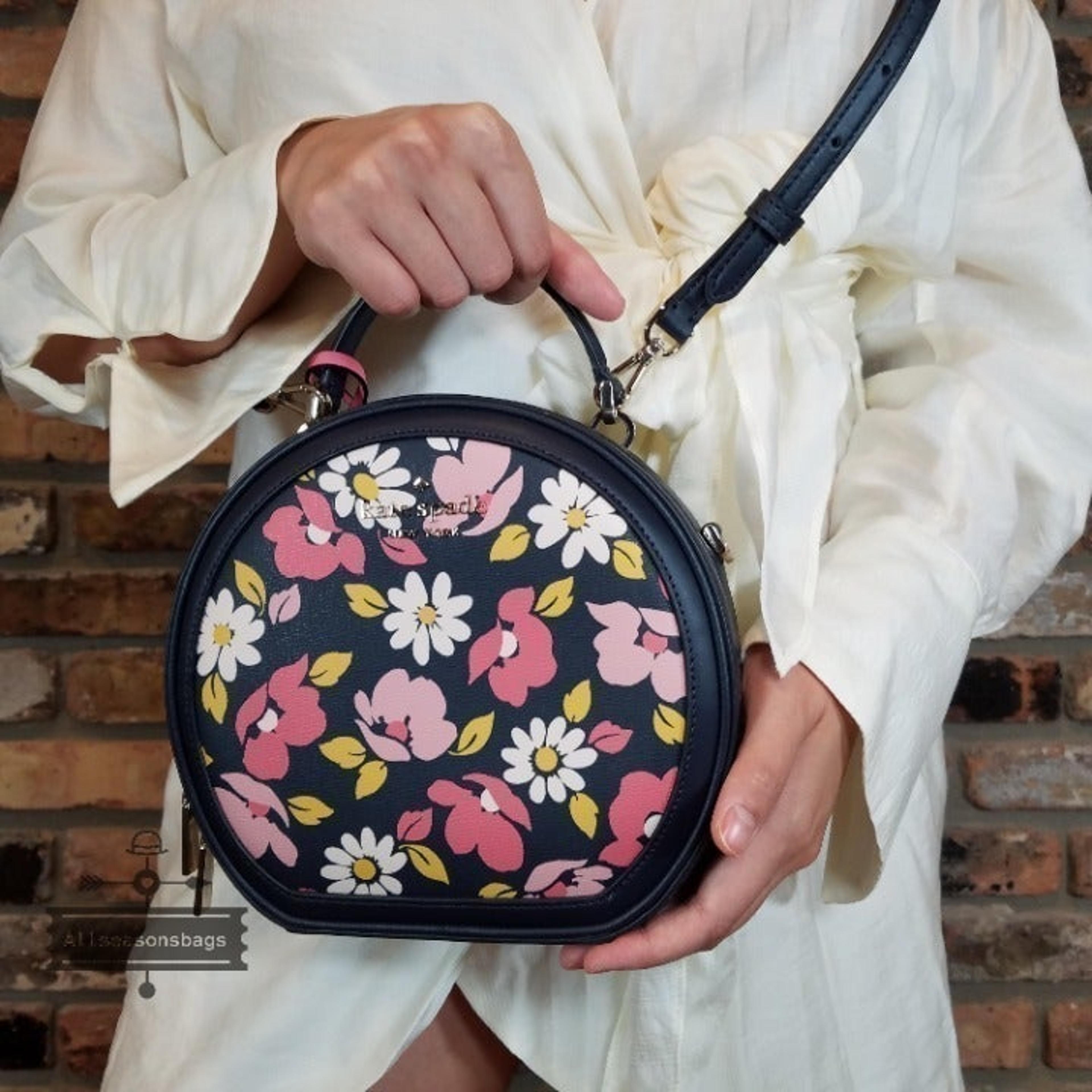 Kate spade round handbag Clearance