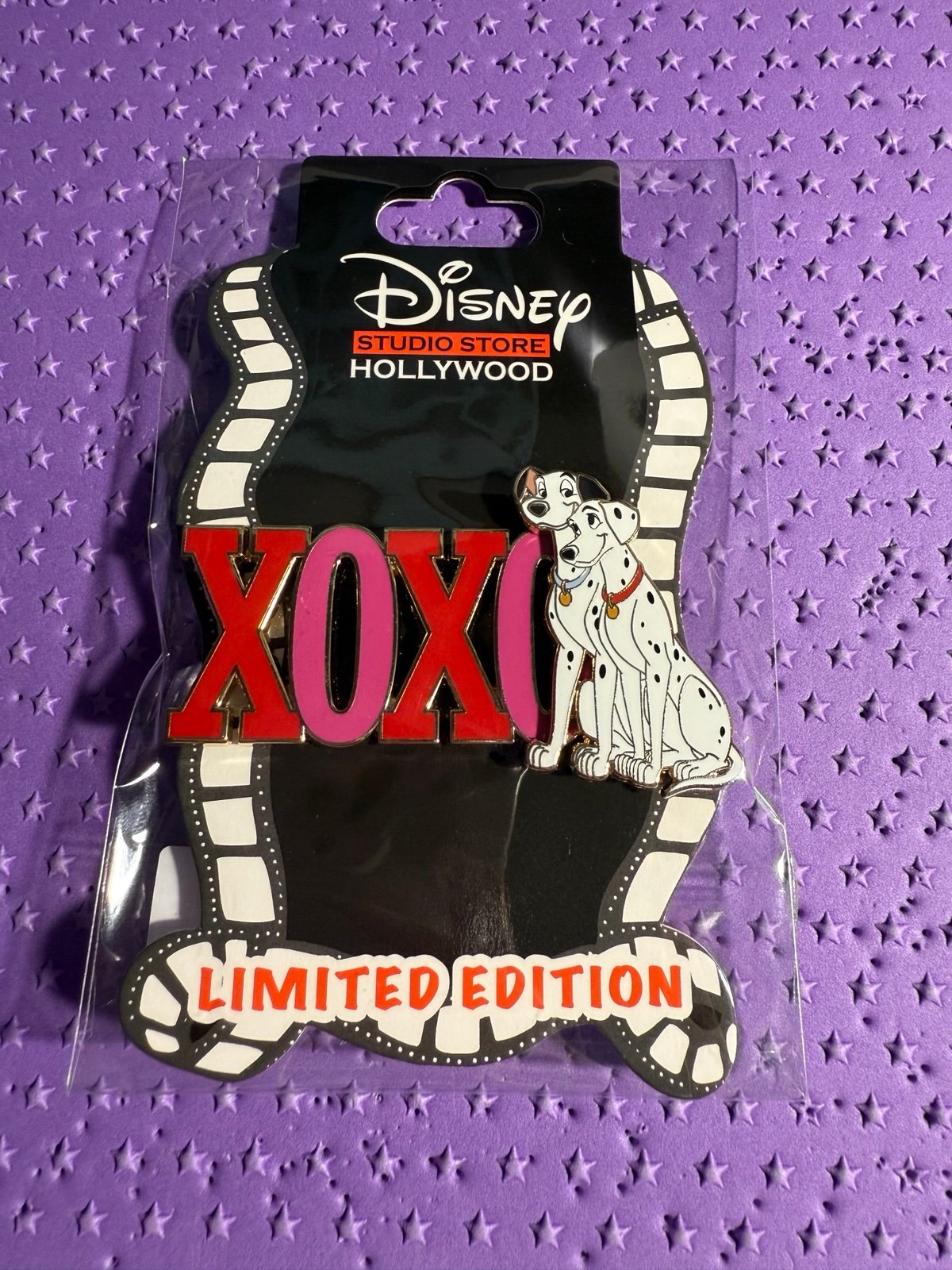Disney 2025 DSF DSSH 101 Dalmatians Valentine's Day PONGO & PERDITA LE 400 Pin
