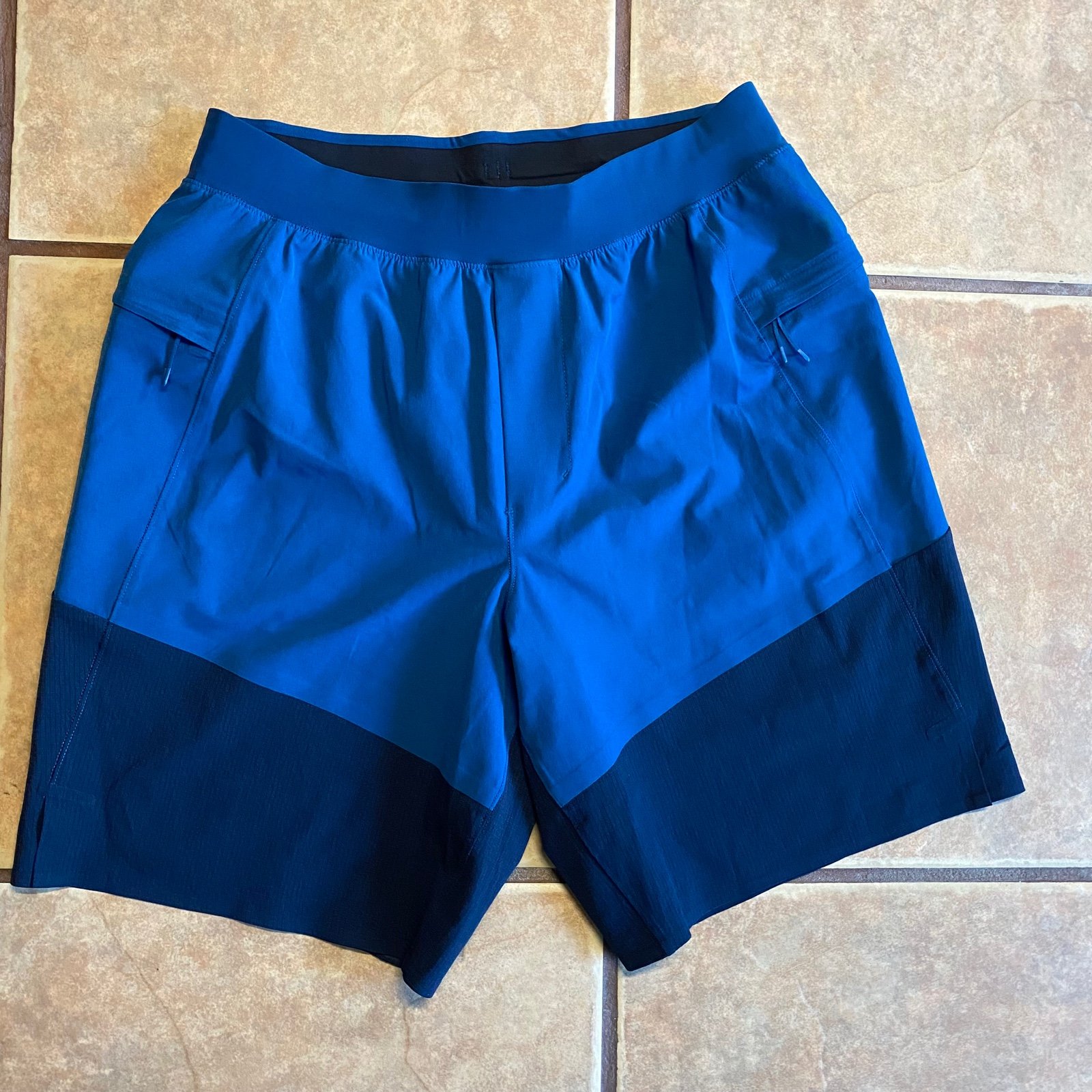 Lululemon NWOT Namaste Shorts