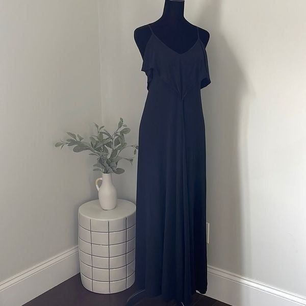 LULU’S BLACK RAYON MAXI DRESS SIZE SMALL