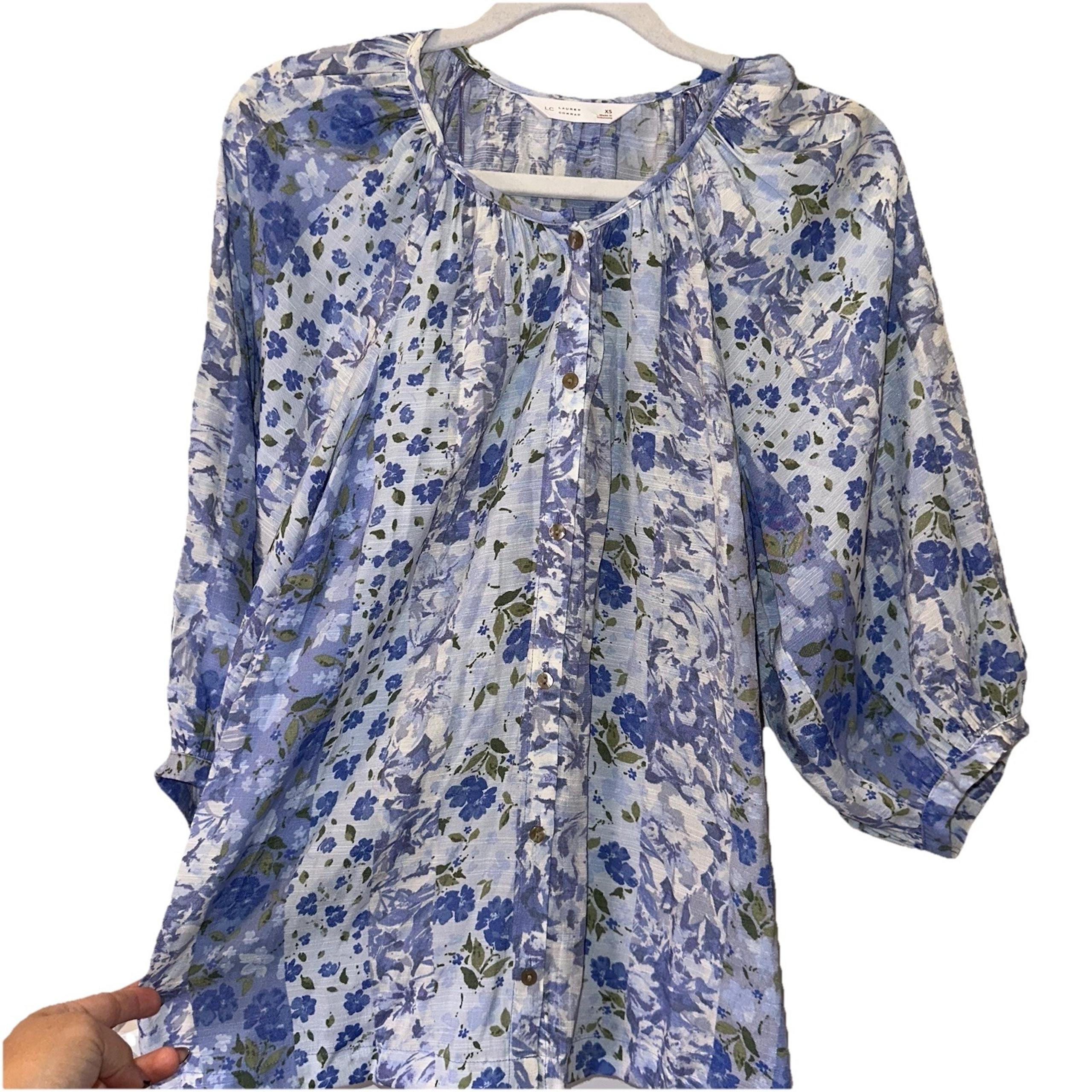 LC Lauren Conrad Blue Floral Button Front Semi Sheer  Blouse Women's Sz XS