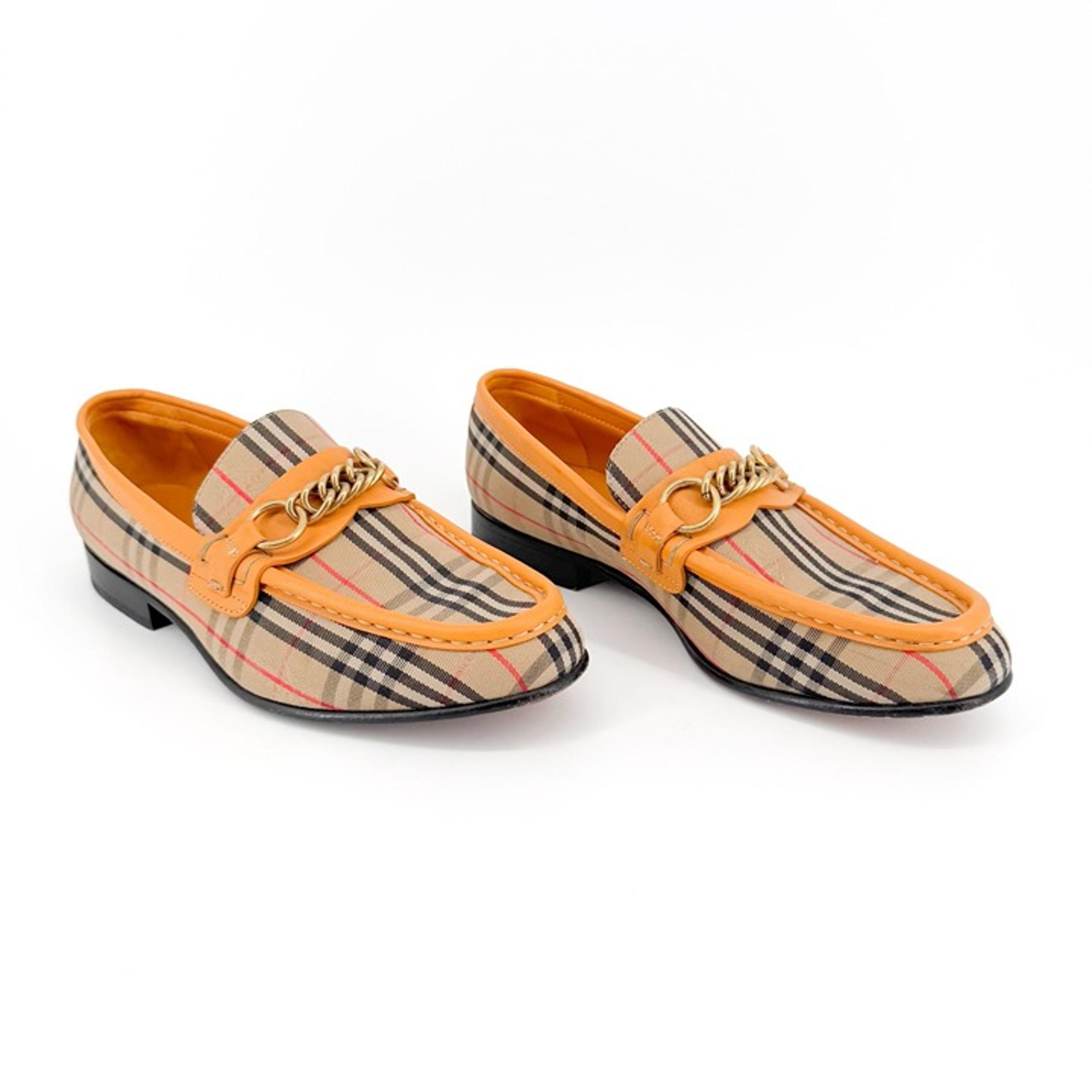 Burberry Solway Chain Loafer EU 38 US 7-7.5 Beige Haymarket Check Moorley Shoe