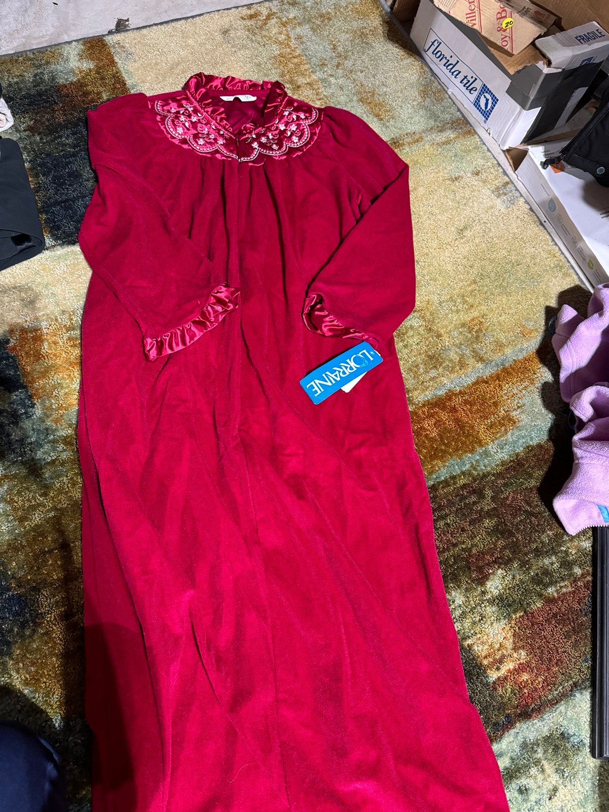Vintage Lorraine robe