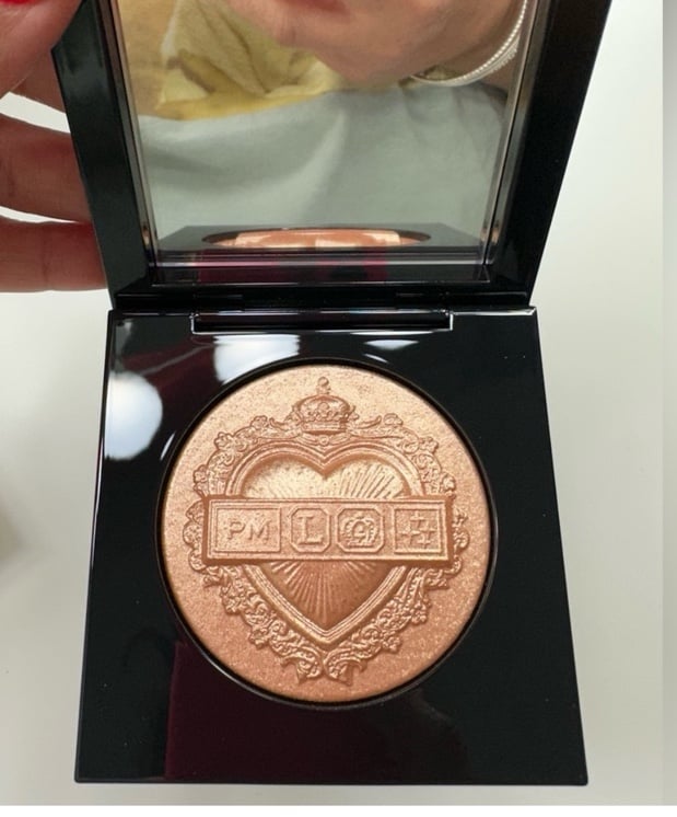 Pat McGrath Highlighter