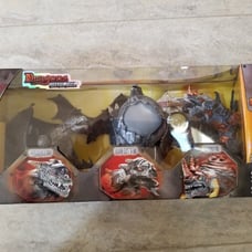 Mega Bloks #9504 / Dragons Metal Ages Eggs/Ferrarius Argentum Irascor / NIB/Rare