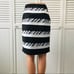 WHITE HOUSE BLACK MARKET Black White Bumble Bee Skirt Size 2