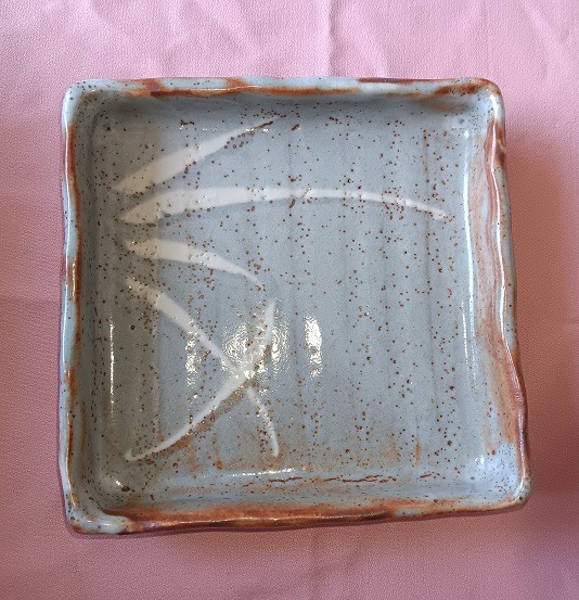Handmade artistic square bowl of Japan
