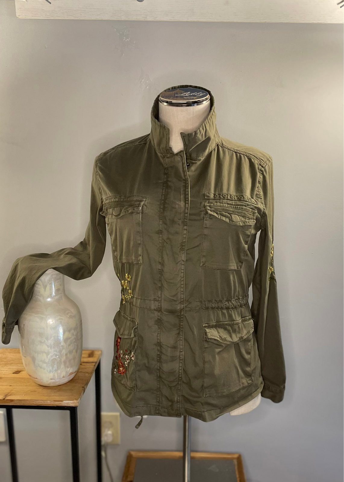 NWOT Green Bomber like Jacket Large