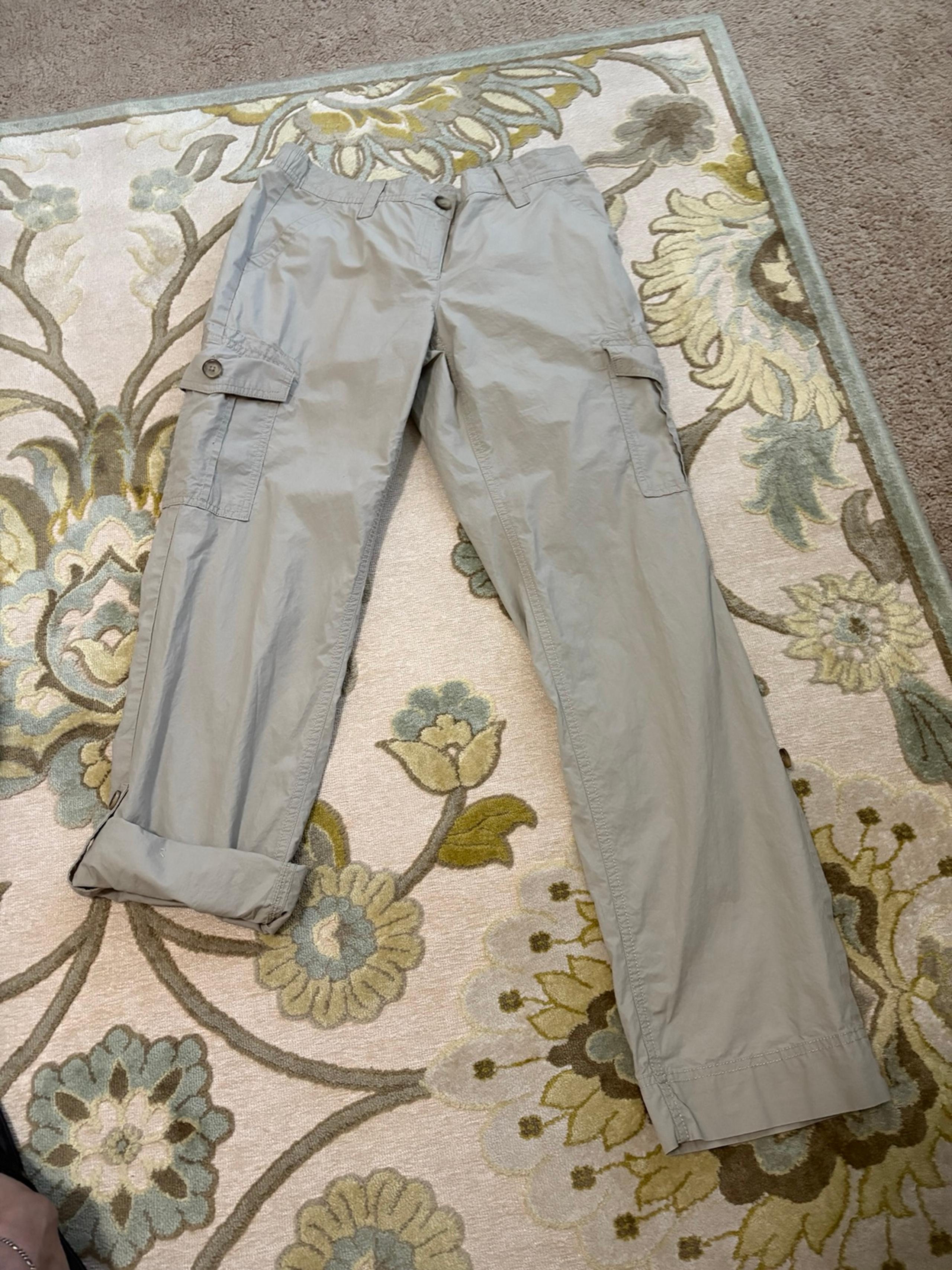 Lands End  womens cargo pants w/ Adjustable Hem elastic waist sz 10 -100 cotton