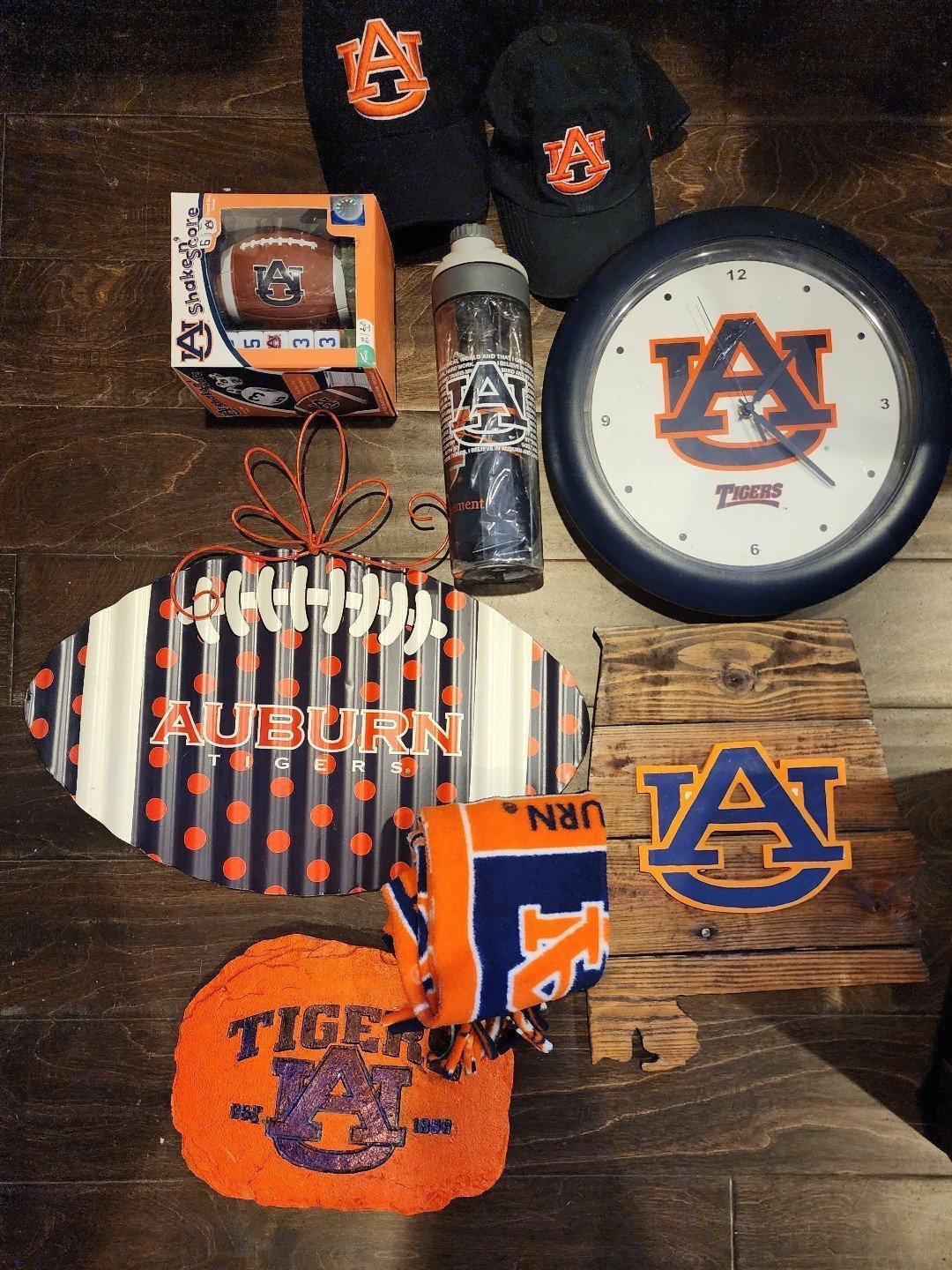 10 Auburn Univ AU Tigers: Clock, Step Stone, 2 Hats, 2 Wall Art, Scarf, Bottle