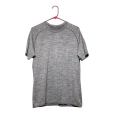 Men's Lululemon Metal Vent Tech short sleeve shirt, size medium