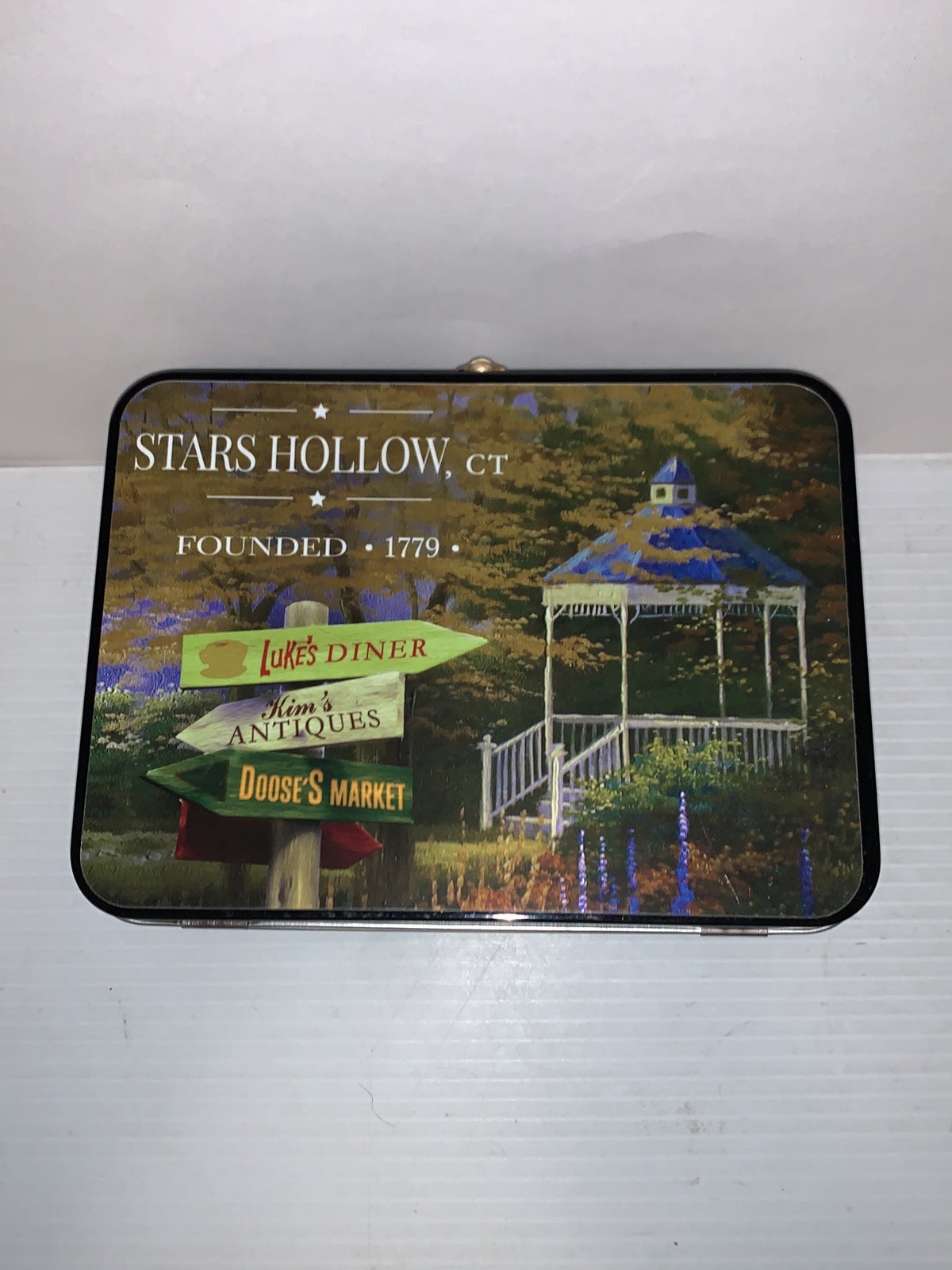 Gilmore Girls Stars Hollow Luke’s Diner Metal Lunch Box