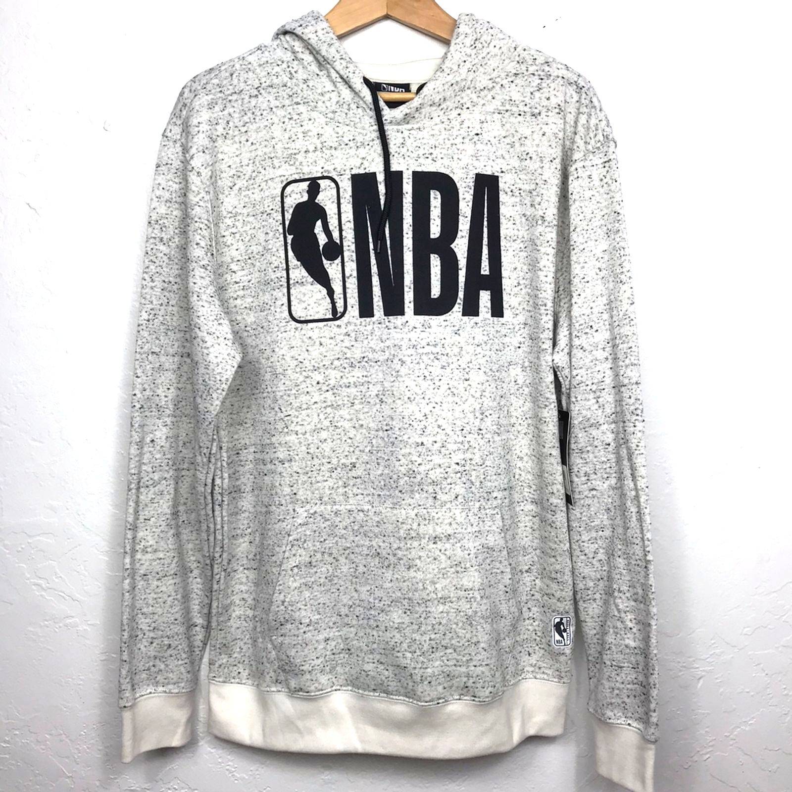 NWT NBA Basketball Gray Sweater Size M