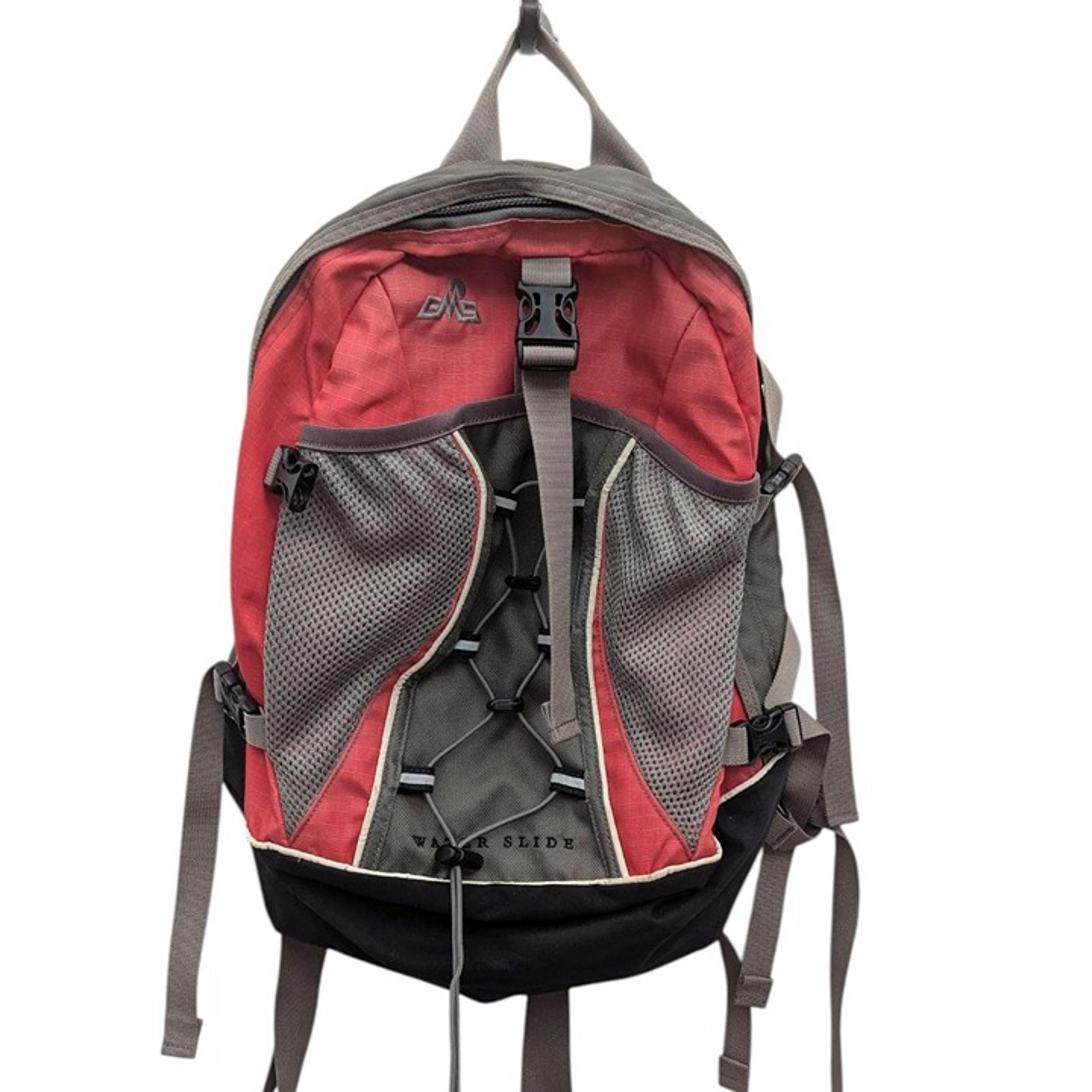 EMS Eastern Mountain Sports Water Slide Pink Hiking Water Hydration Backpack Set