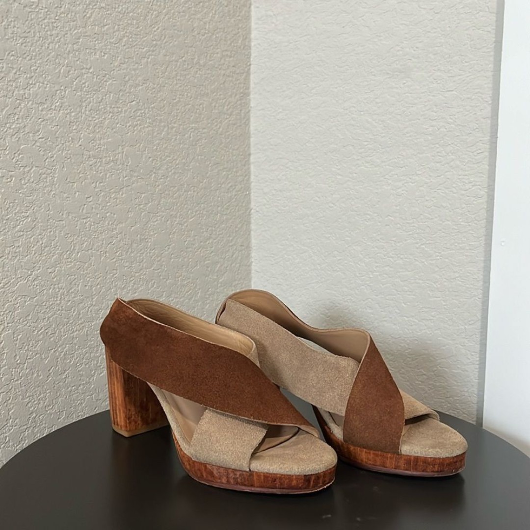 HUMA BLANCO TwoTone Beige/Brown Suede Cross Band Wood Block Heel Sandal, Size 36