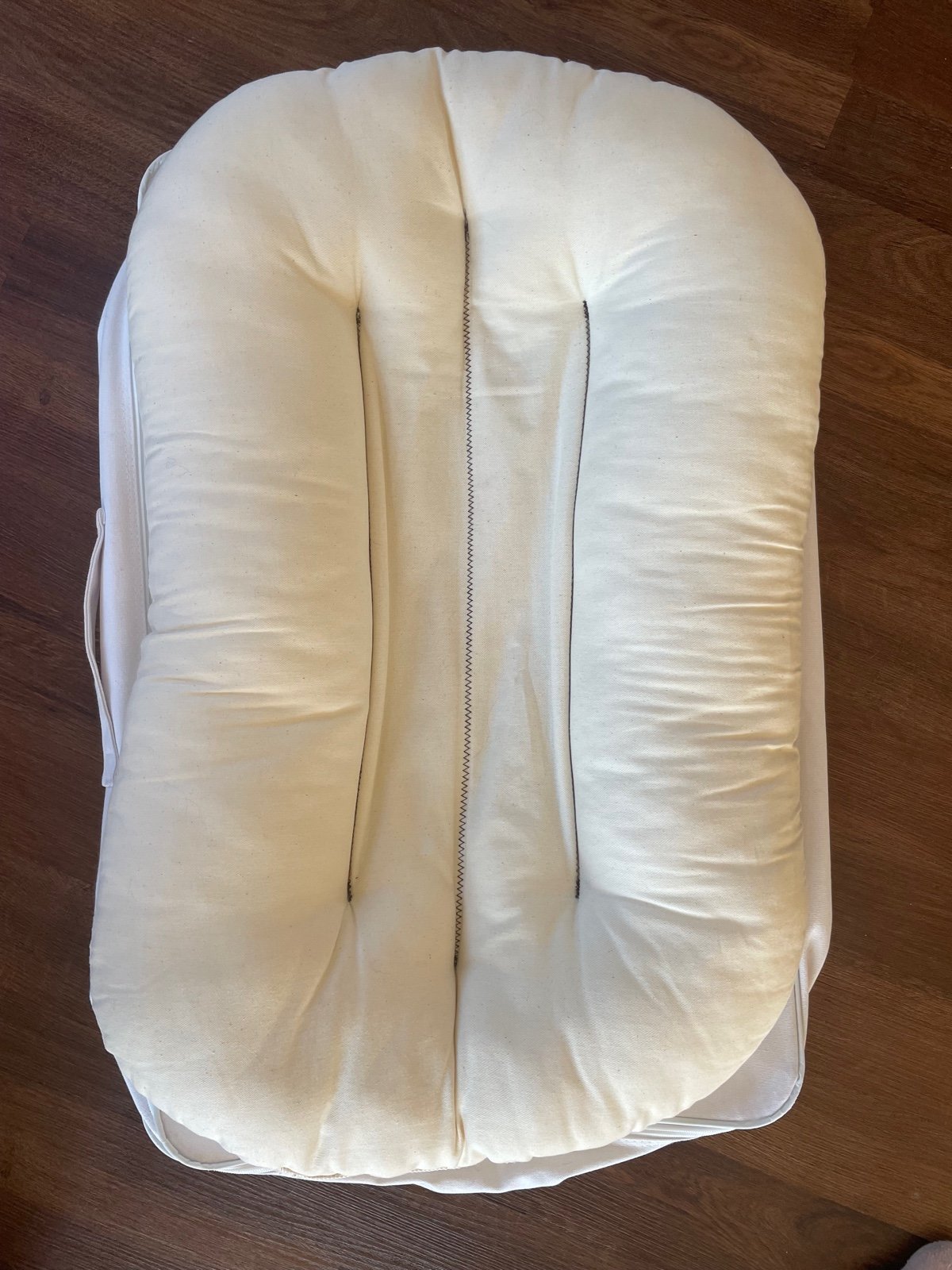 Snuggle me organic- gently used