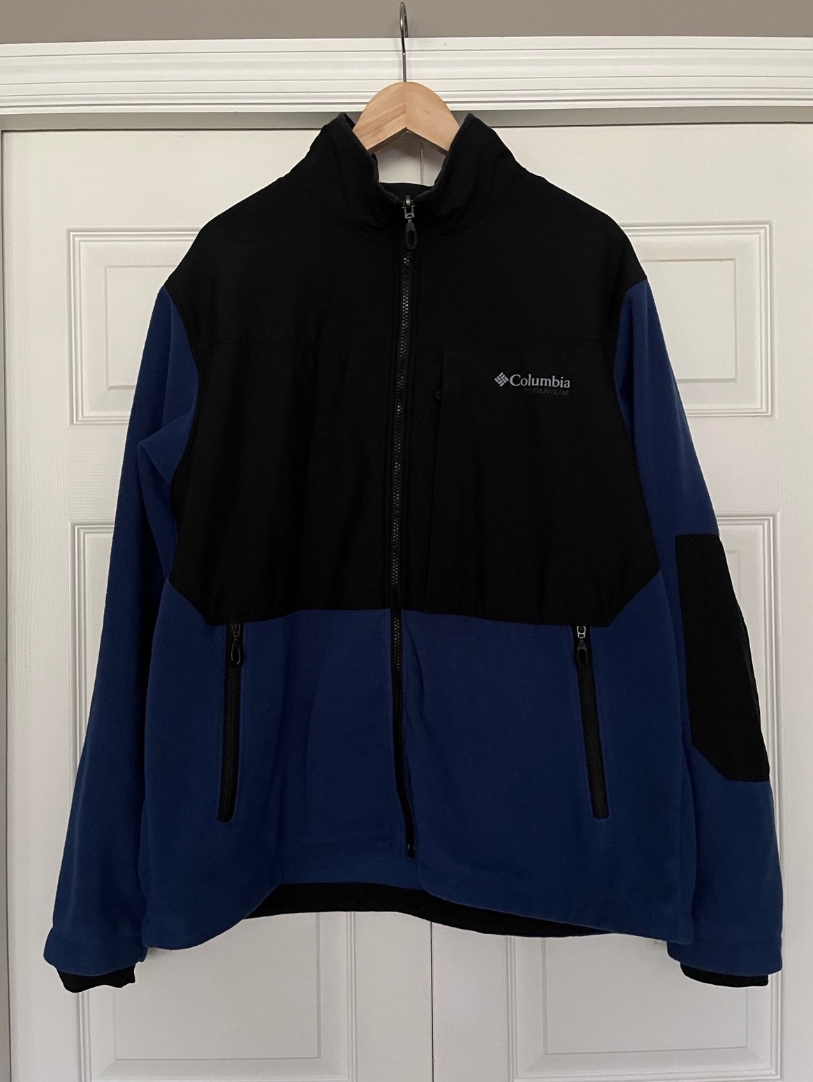 {Columbia} Titanium Fleece Zip Jacket in Blue & Black - Men's XL