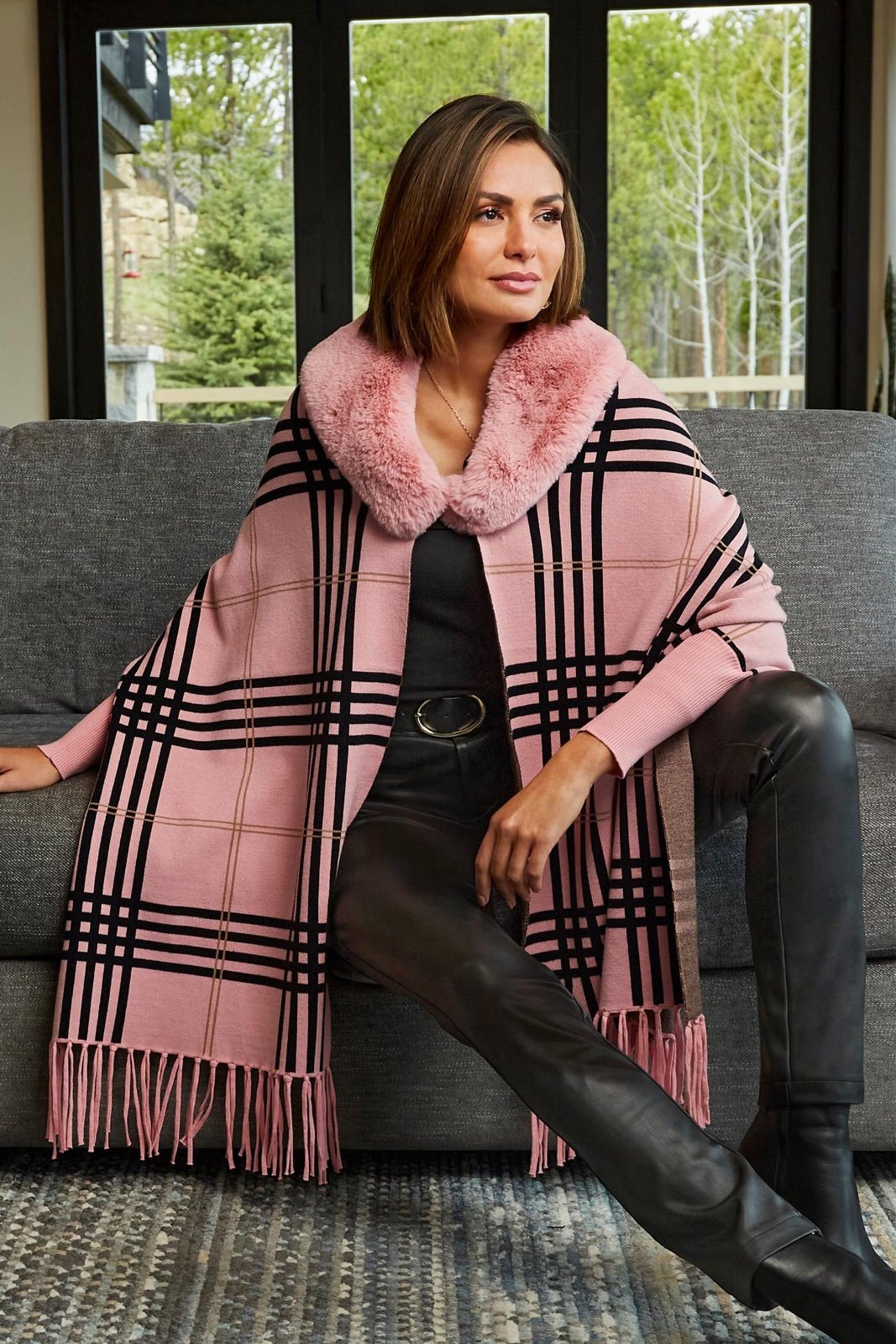 Plaid Faux Fur Collar Poncho