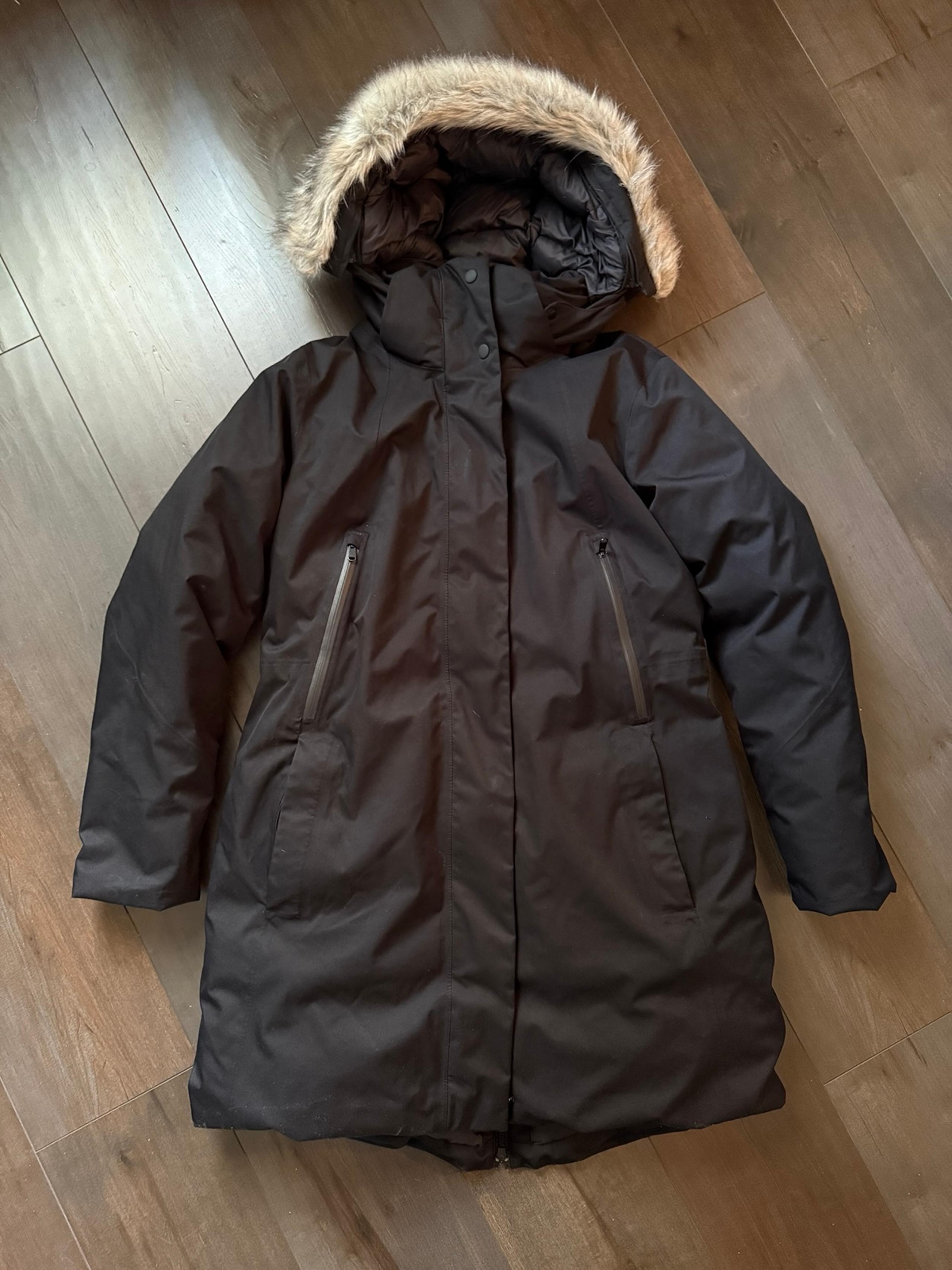 Athleta Outbound Parka