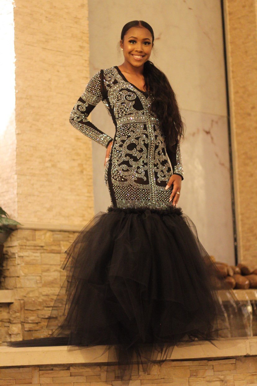 black prom dress