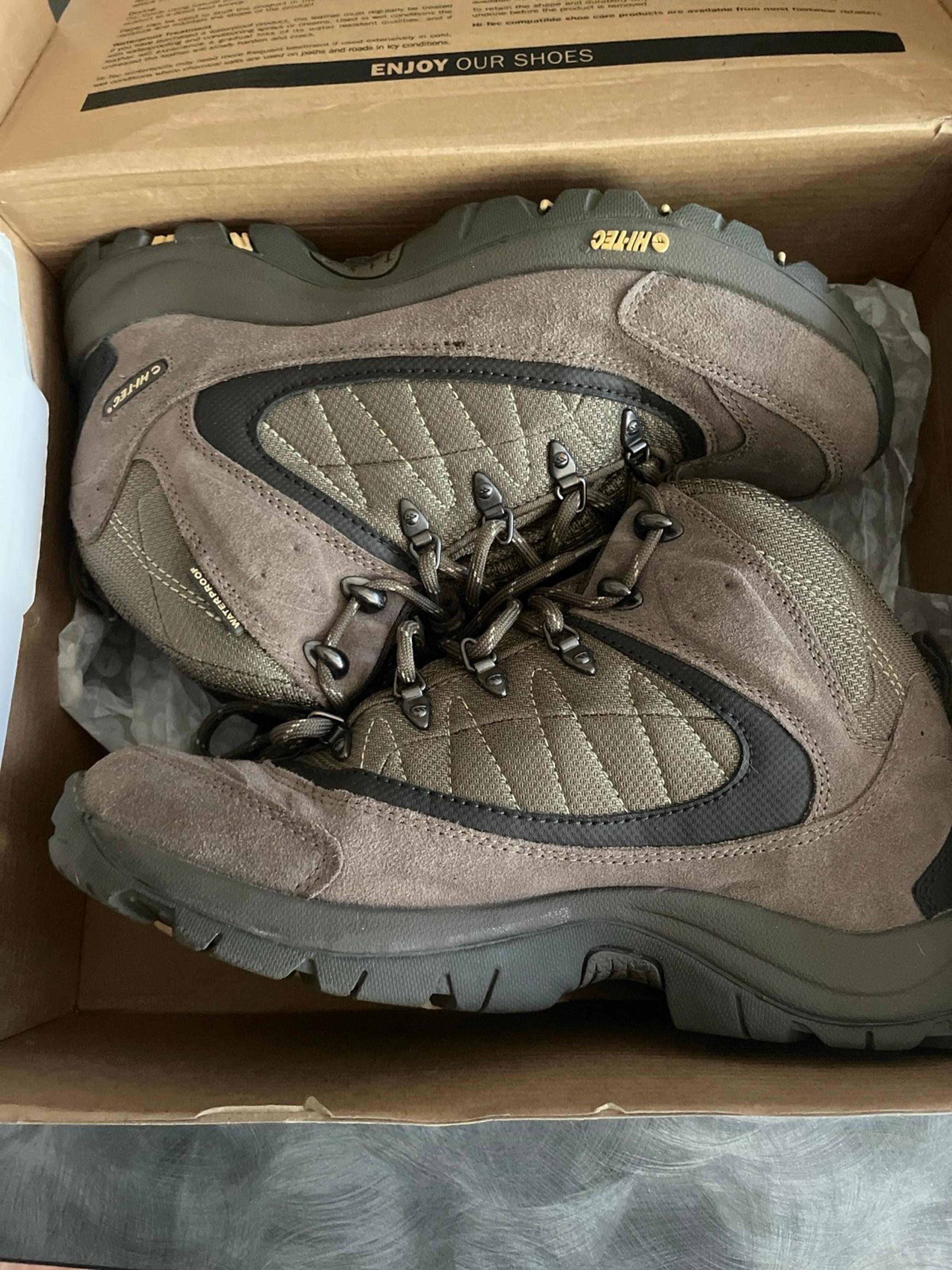 Hi Tec Hiking  boots woman's