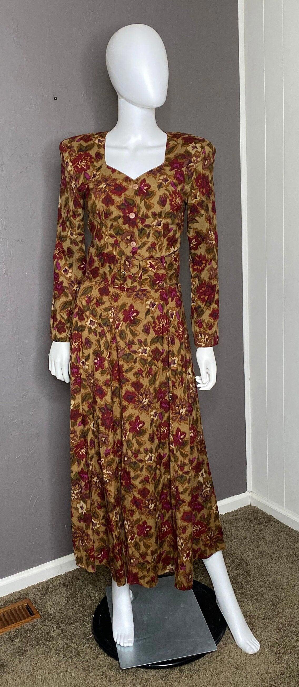 1980's Skirt Top + Belt Set from Wrapper size Small