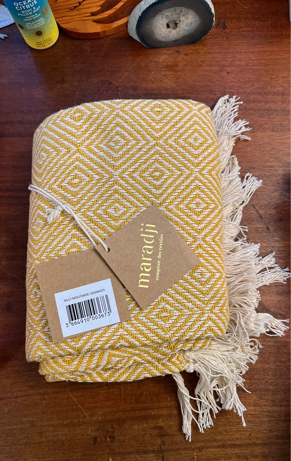 Maradji throw, Oui Please
