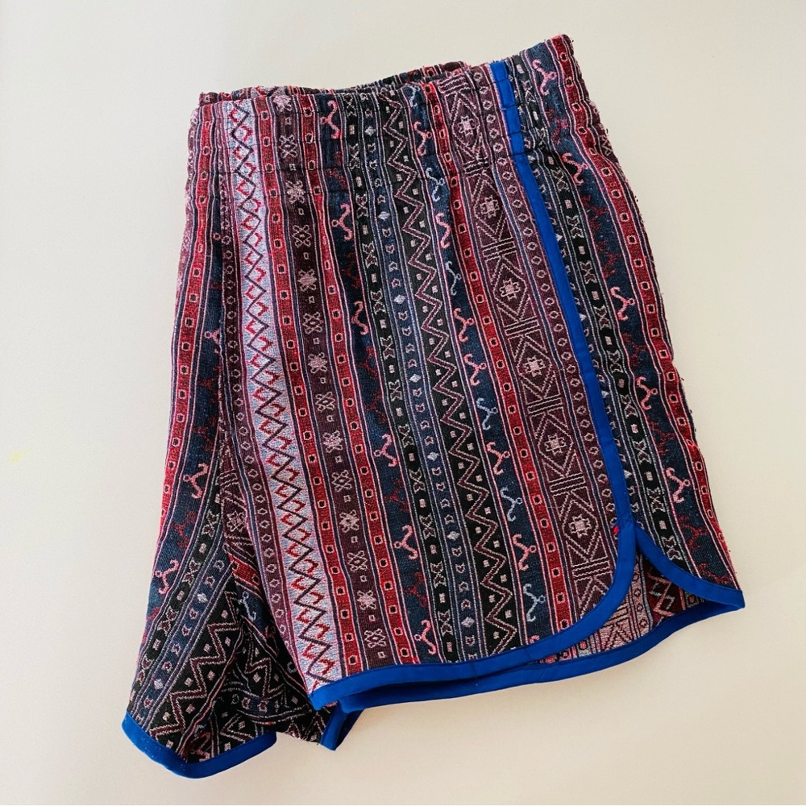 VINTAGE WAI Blue Red Black Print Woven Print Unisex Handmade Mini Shorts L