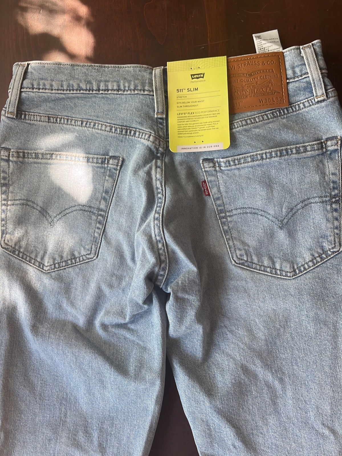 NEVER WORN! 511™ Slim Fit Levi’s® Men's Jeans (30in WAIST x 32in LENGTH)