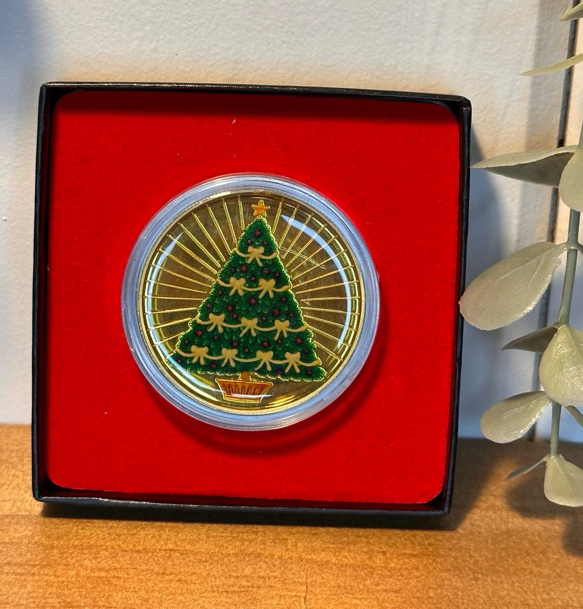 1994 CHRISTMAS 1 TROY OZ .999 SILVER ROUND MEDALLION CHRISTMAS TREE COLORIZED JB