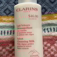 Clarins cleansing milk