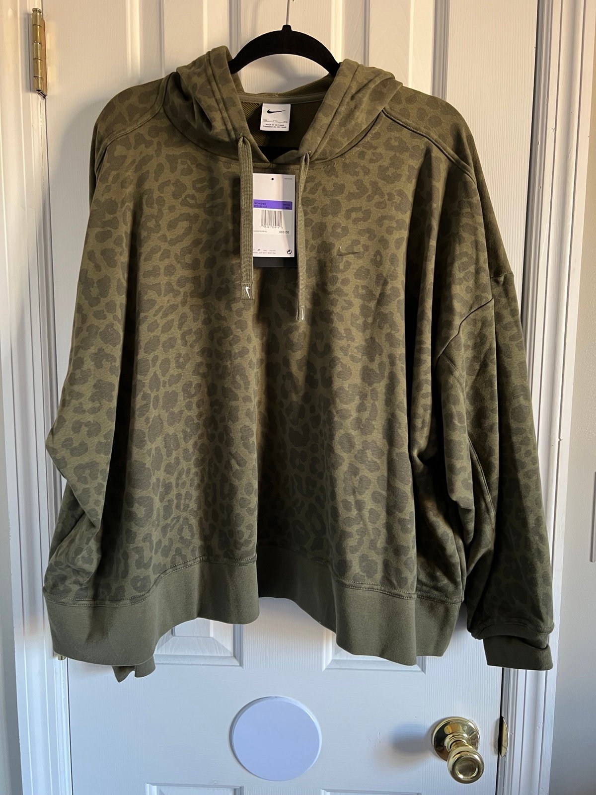 NWT Nike Dri-fit Get Fit Leopard Print Hoodie oversized fit cropped hoodie