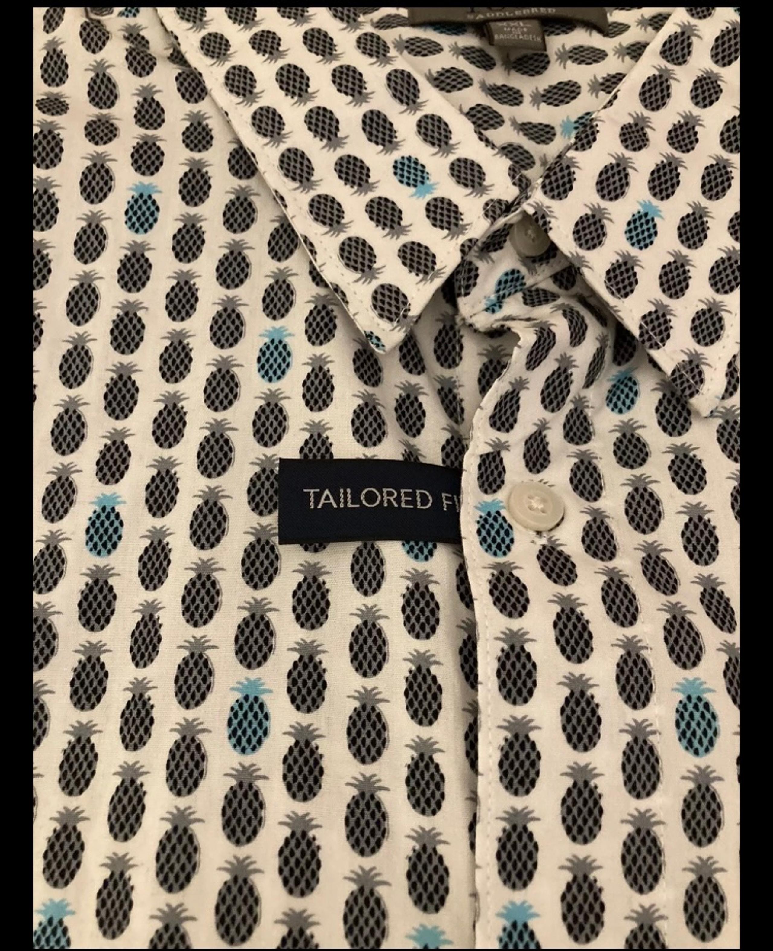 Saddlebred  XXL men’s tailored fit short sleeve pineapple print button up shirt