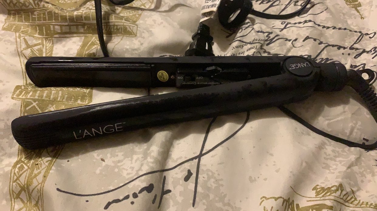 Lange hair straightner, wand and wax kit