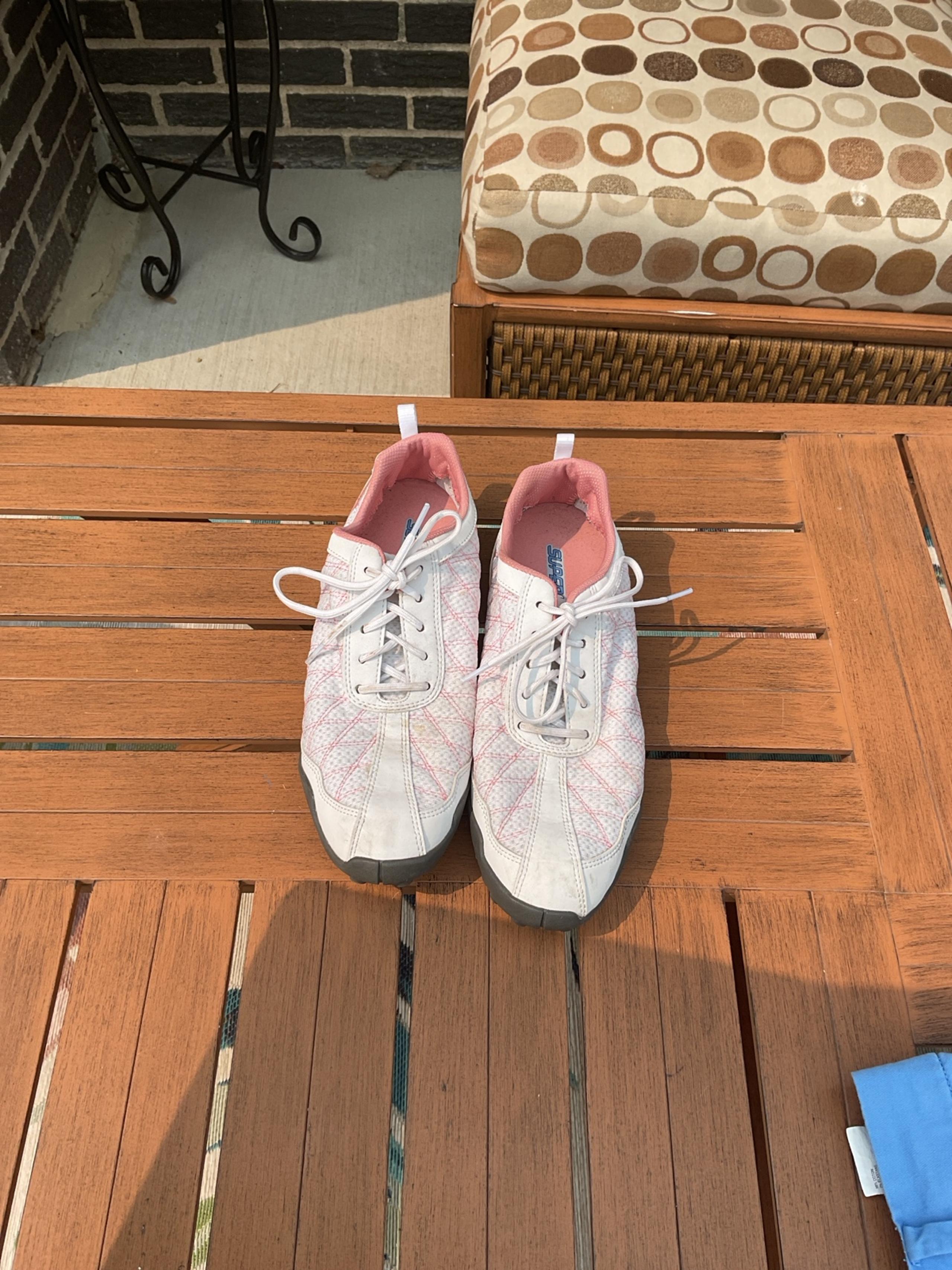 Footjoy Women’s Golf Shoes Size 10M