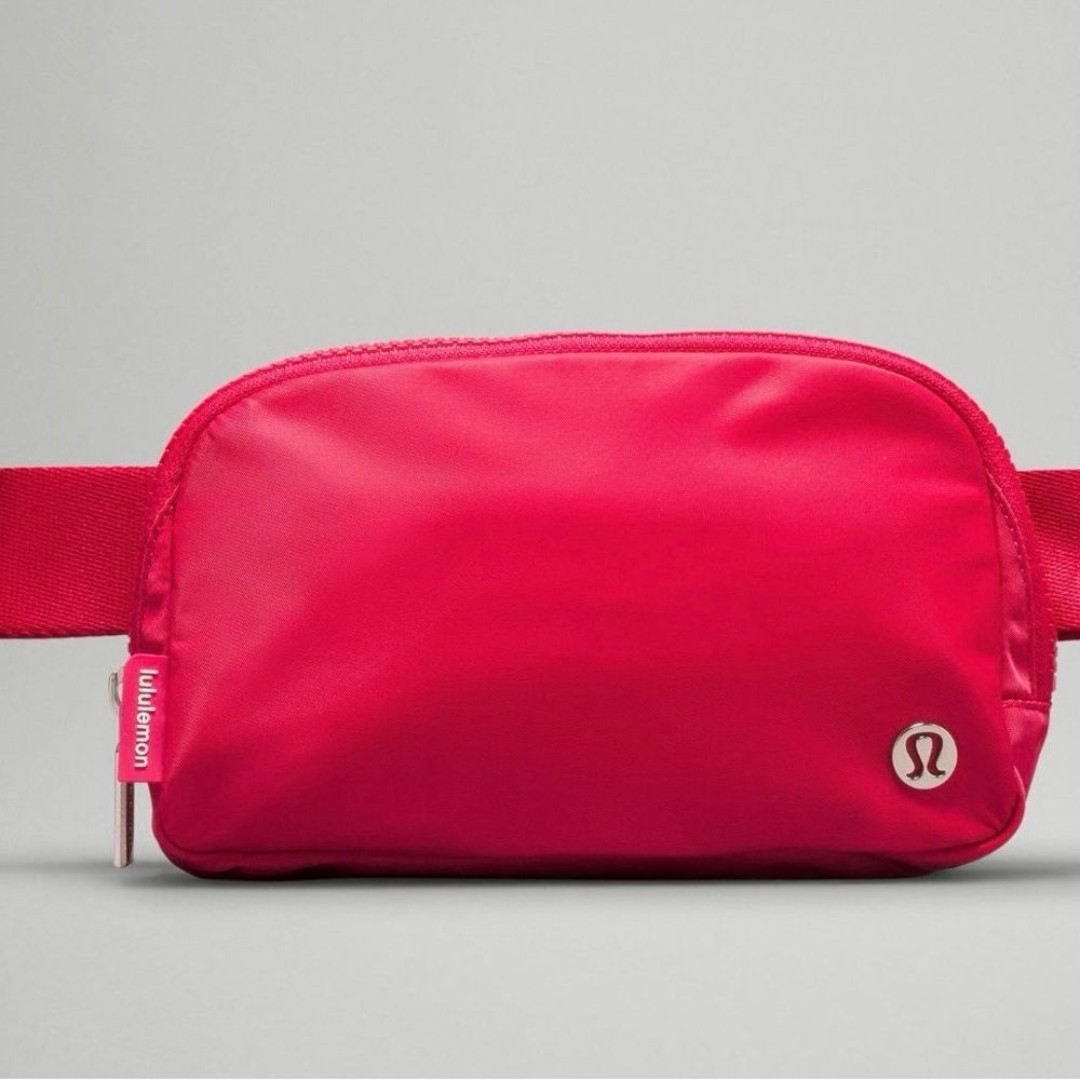 Lululemon Everywhere Belt Bag 1 L Cherry Mist NWT